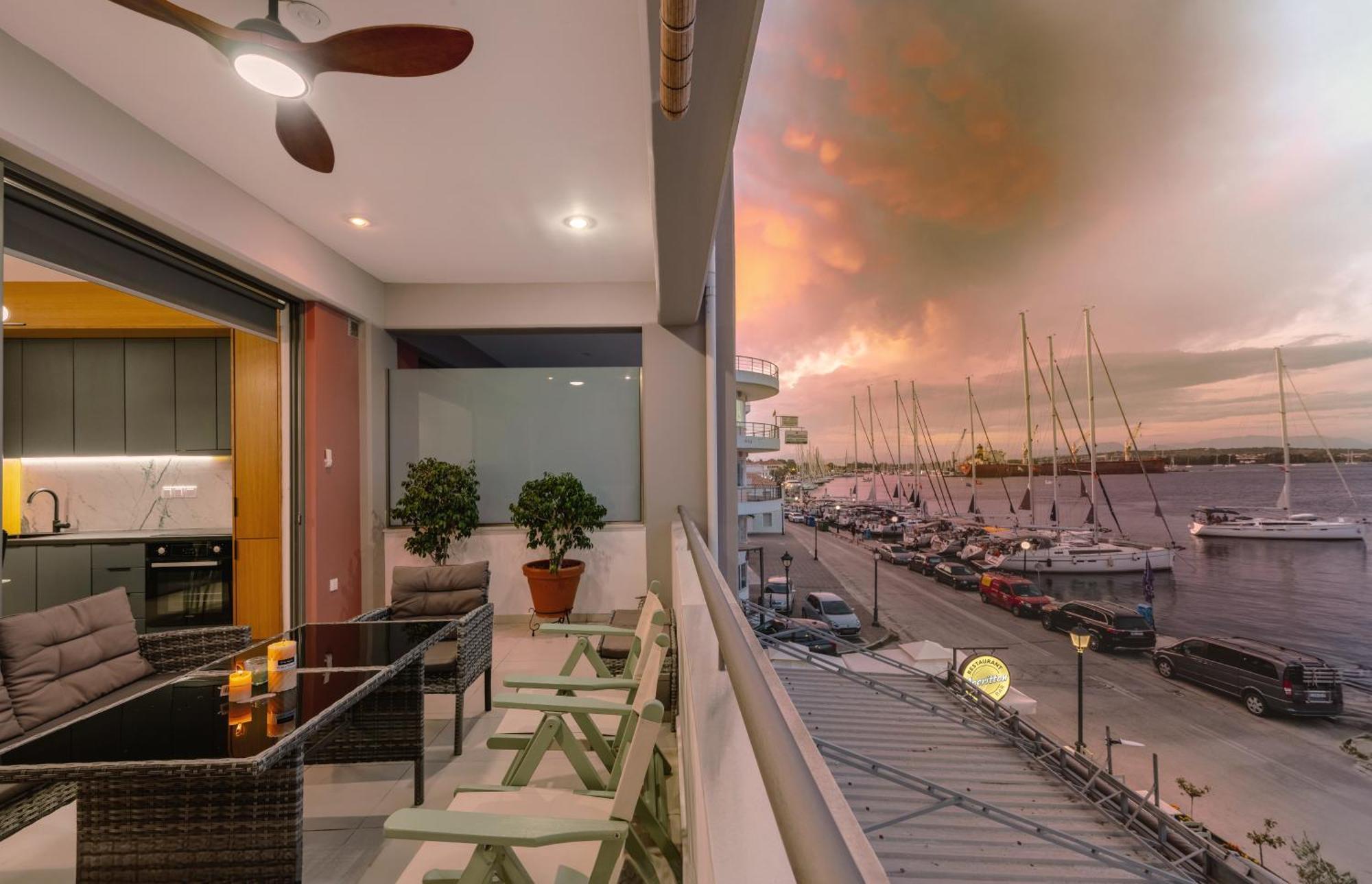 Ionis Seafront Suite Preveza Eksteriør bilde